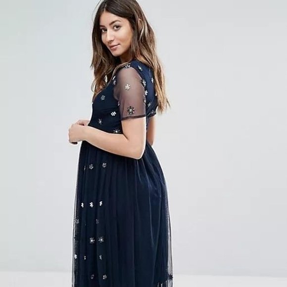 M-Maya Maternity, M, s/s poly embellished dress - Picture 4 of 6